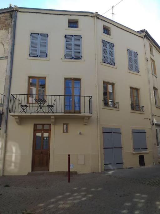 Maison De Ville Vic-le-Comte Zewnętrze zdjęcie