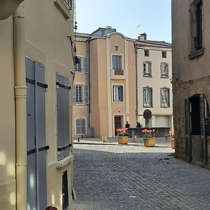 Maison De Ville Vic-le-Comte Zewnętrze zdjęcie